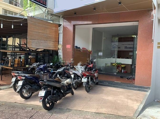 Cho thuê Nguyên Căn MTĐ hoàng sa phường dakao quận 1.